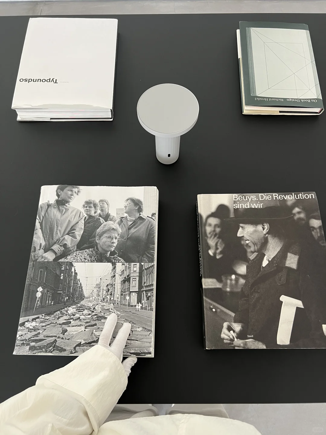 杭州新展｜一个人可以看一整天的设计展