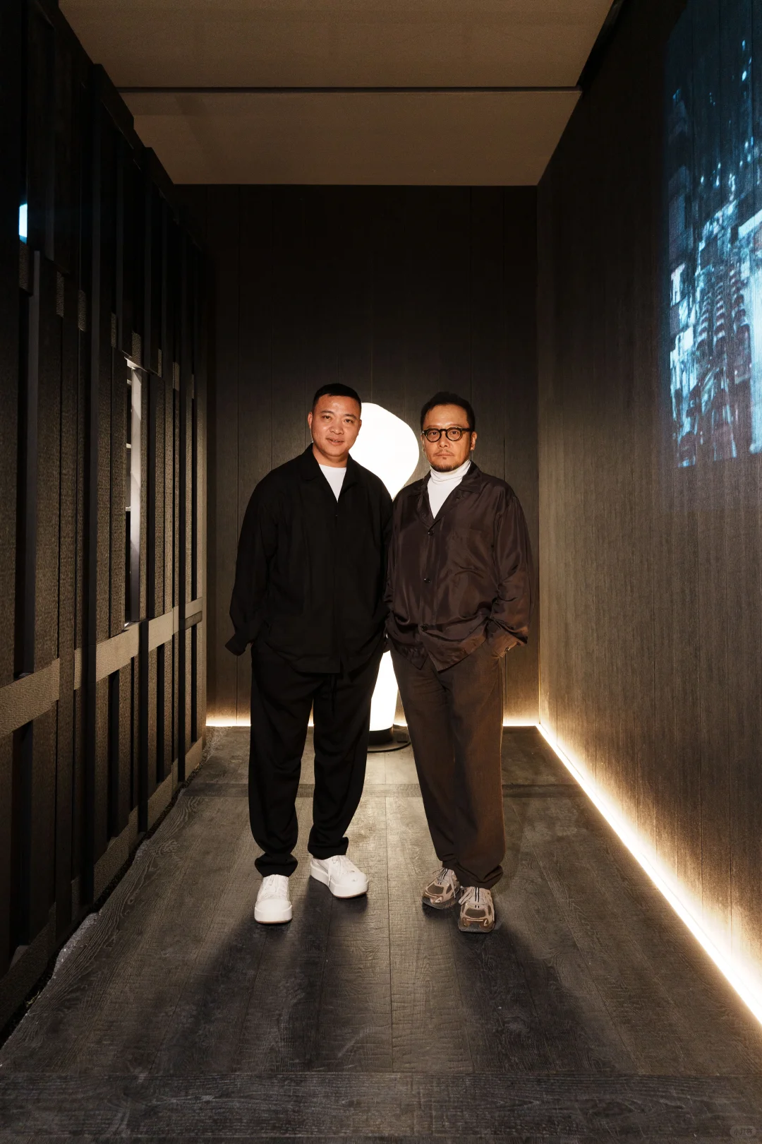 吴滨X地王｜M&O香港展，藏着会发光的地板