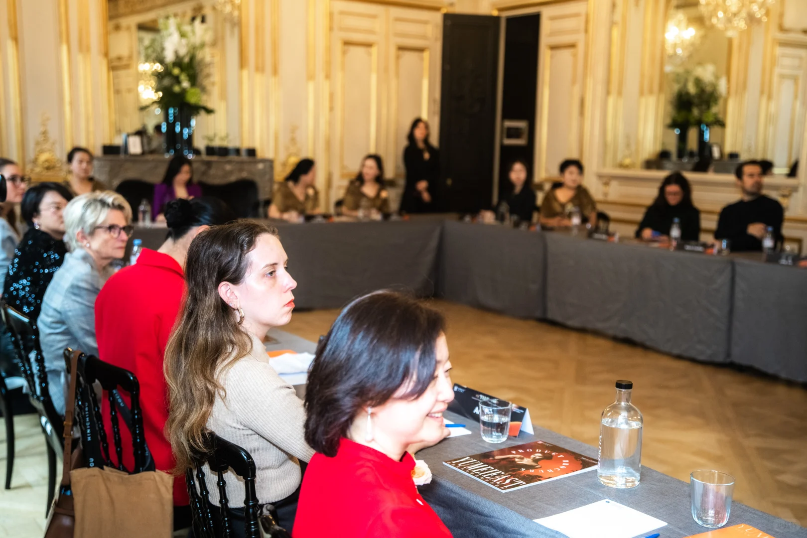 ??中法双语主持并翻译昱美东方欧洲推介会