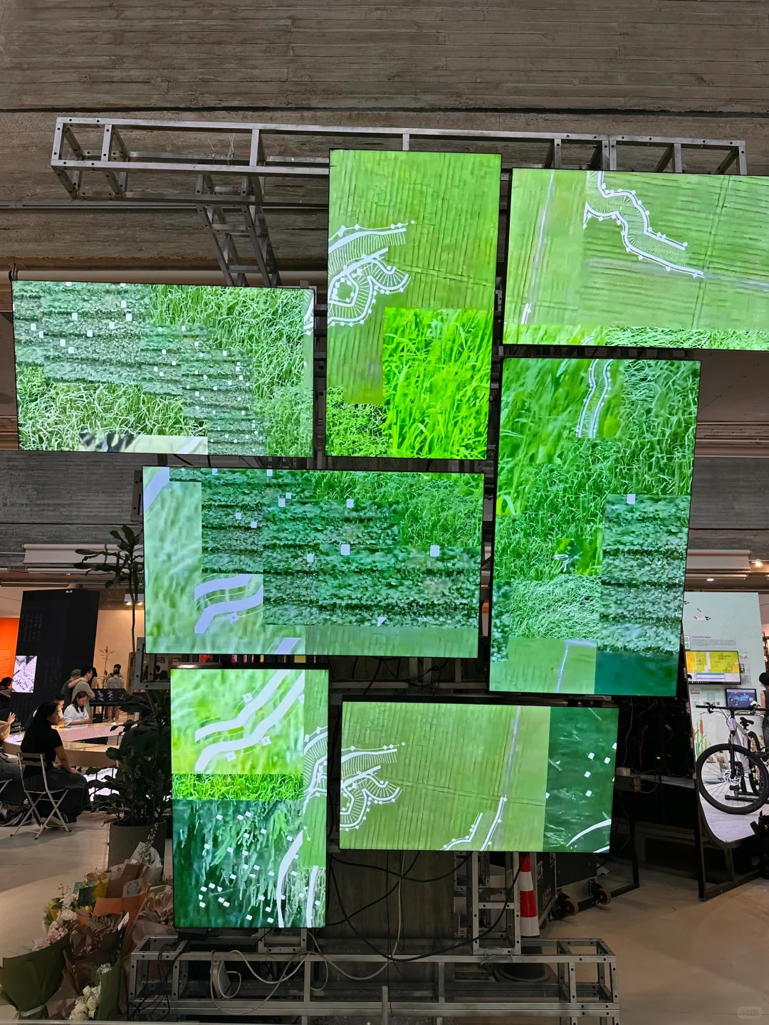 大雨天逛国美毕业展☔️