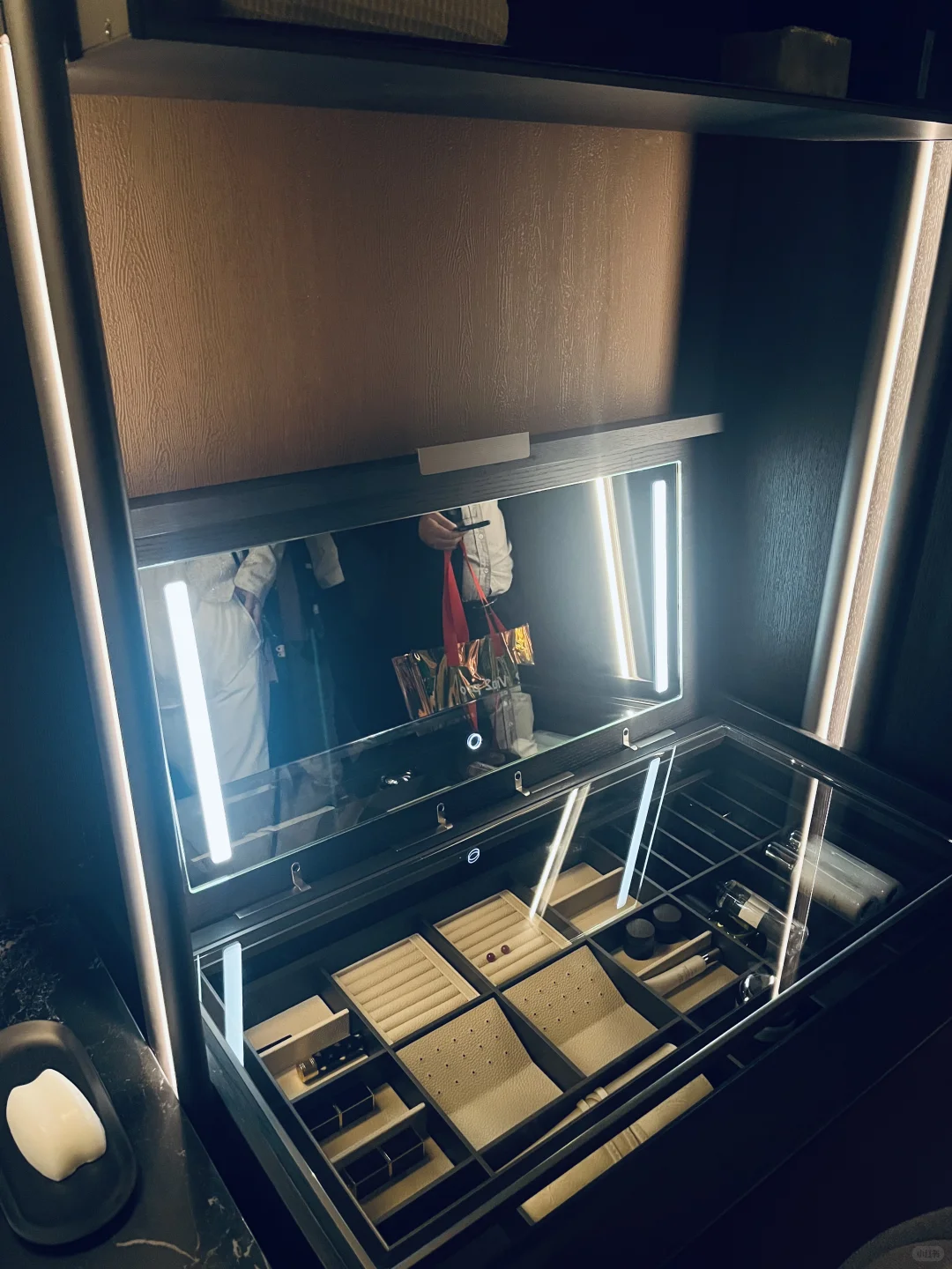 广州设计周第一天 rara&yetta人山人海