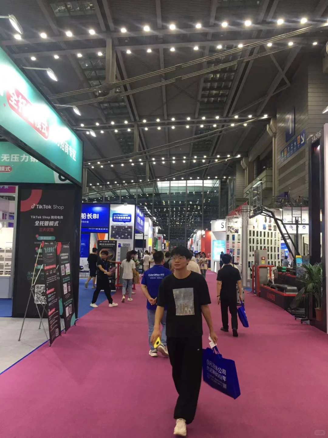 哇，深圳跨境电商选品会