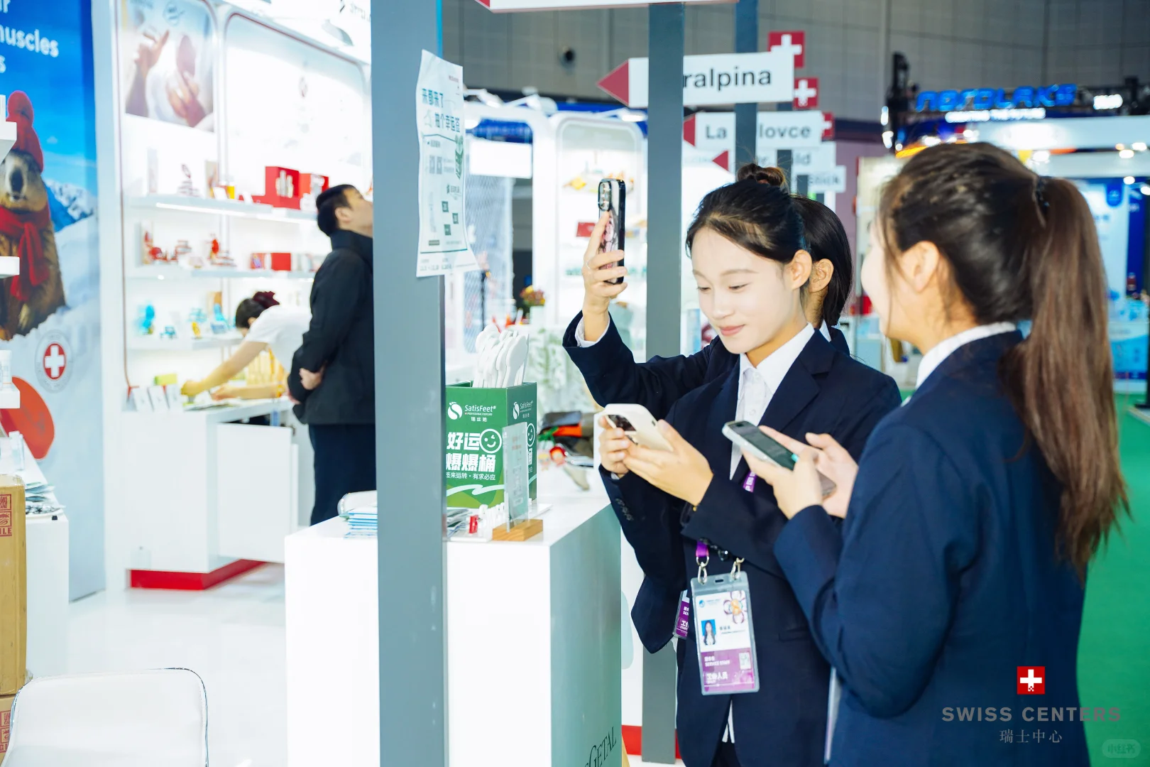 ?进博会现场直击,先睹为快