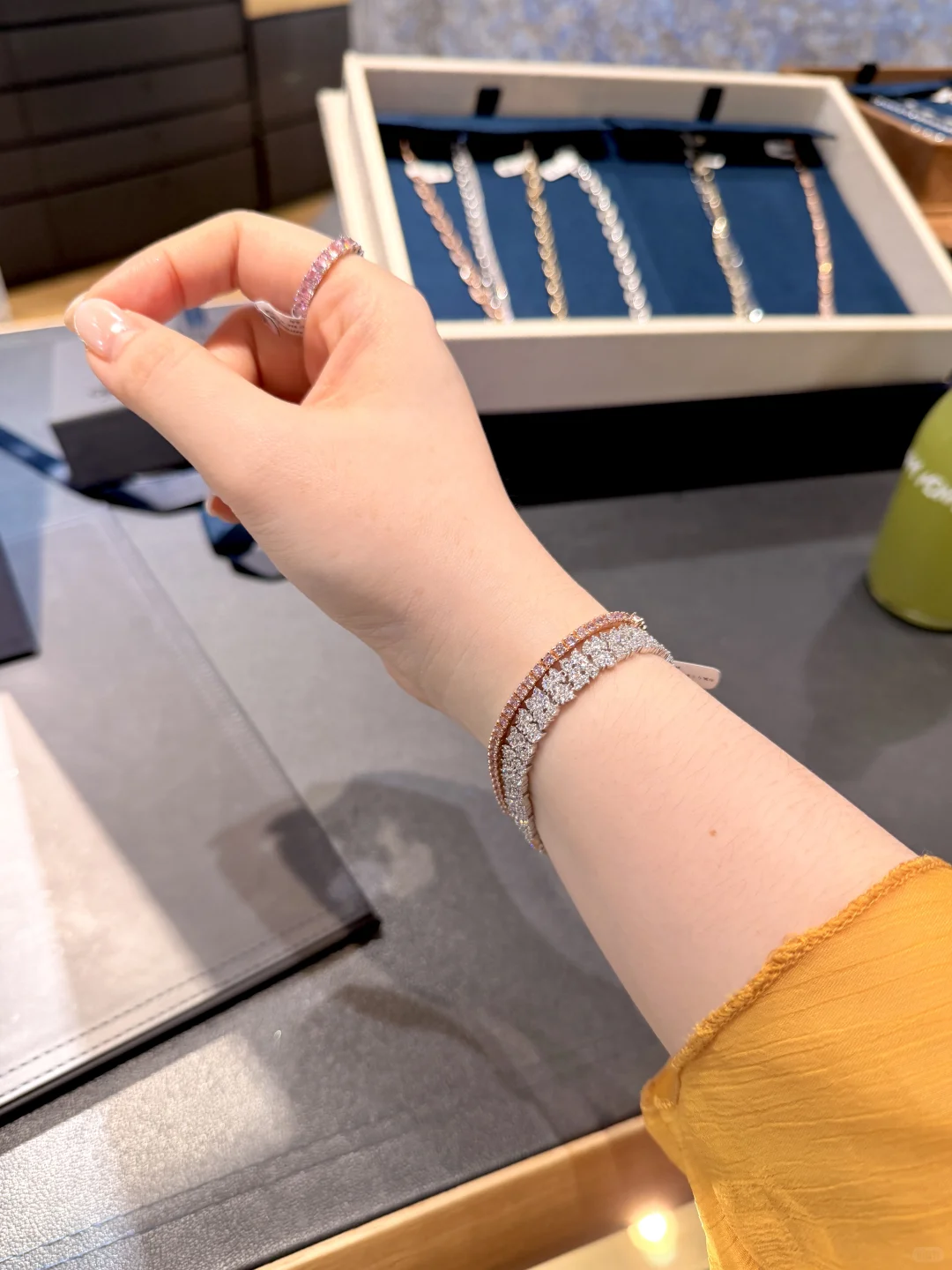 apm?‍?秋季新品发布会