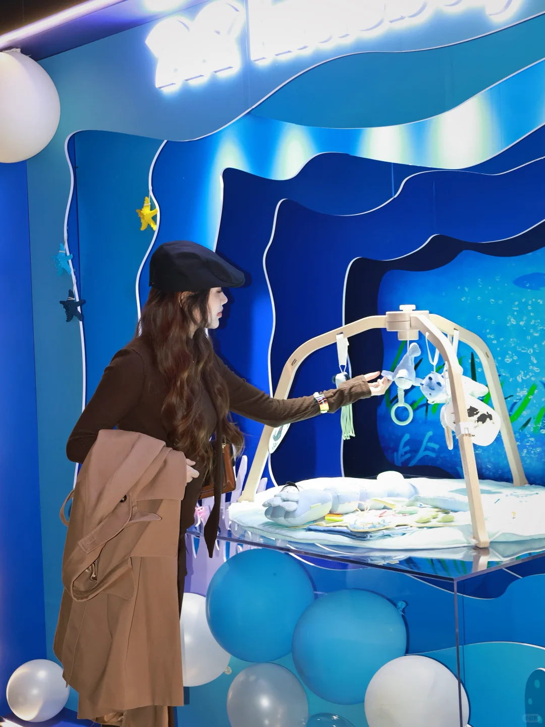 一出月子就来参加 kidsbay 的新品发布会啦