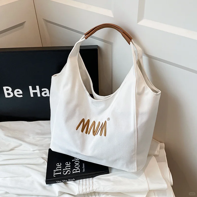 谁能拒绝这么会“装”的帆布包!批发定制