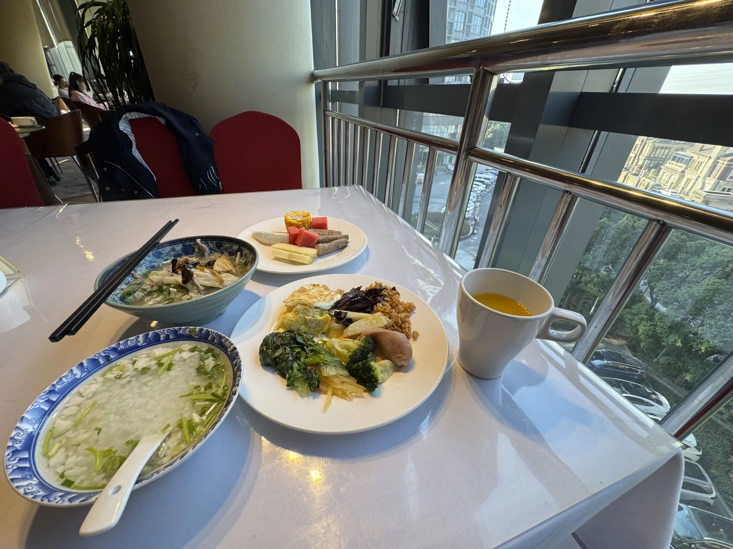 彬彬搬新家，大家去热闹一下