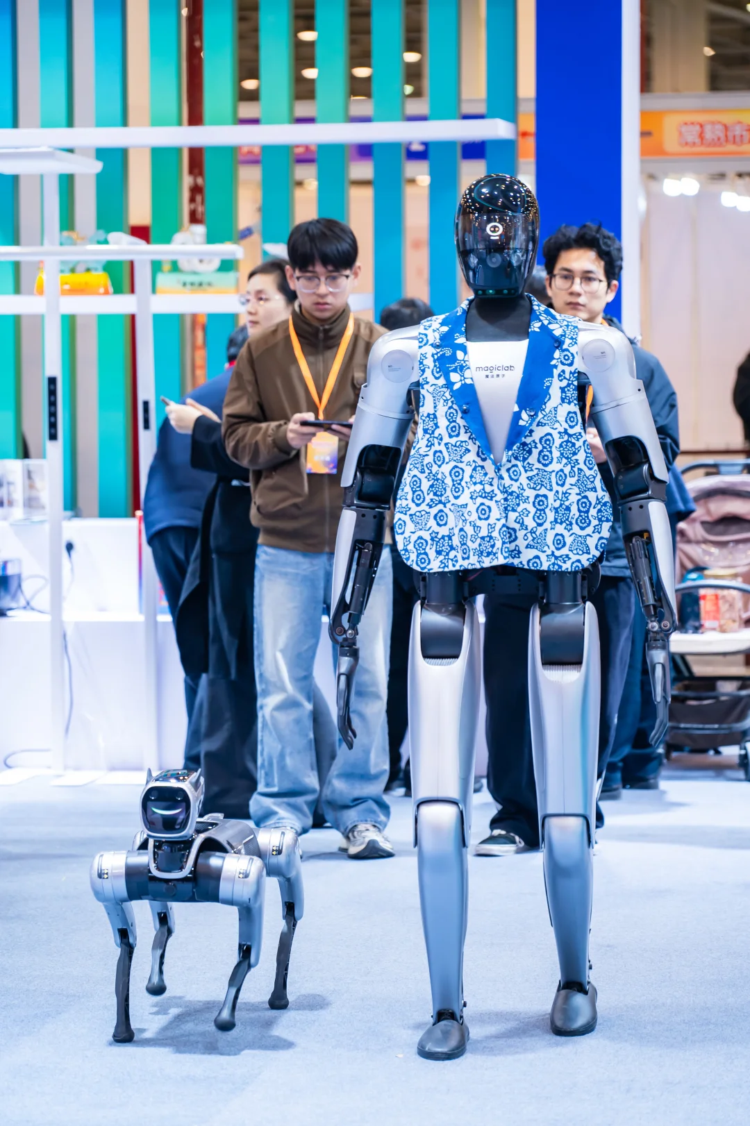 ?这周末解锁新副本：双12购物嘉年华！