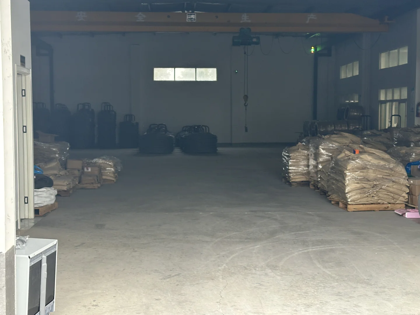 凌晨三点的机器声,是父母坚守的证明!!