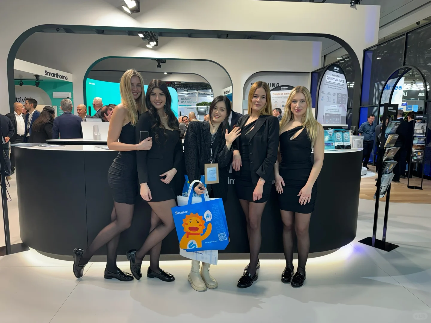 ??米兰MCE展会翻译