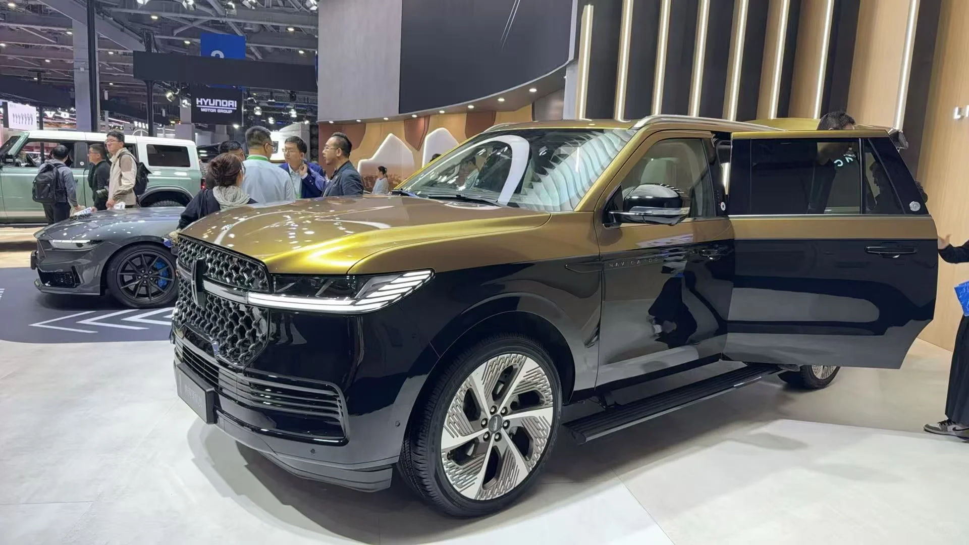 ?首次打卡?进博会?