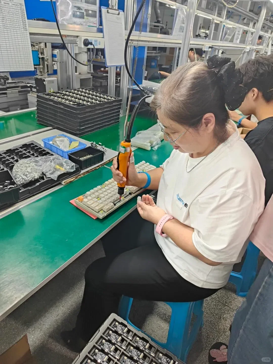 这厂靠谱，稳如老狗不跑路！每天220