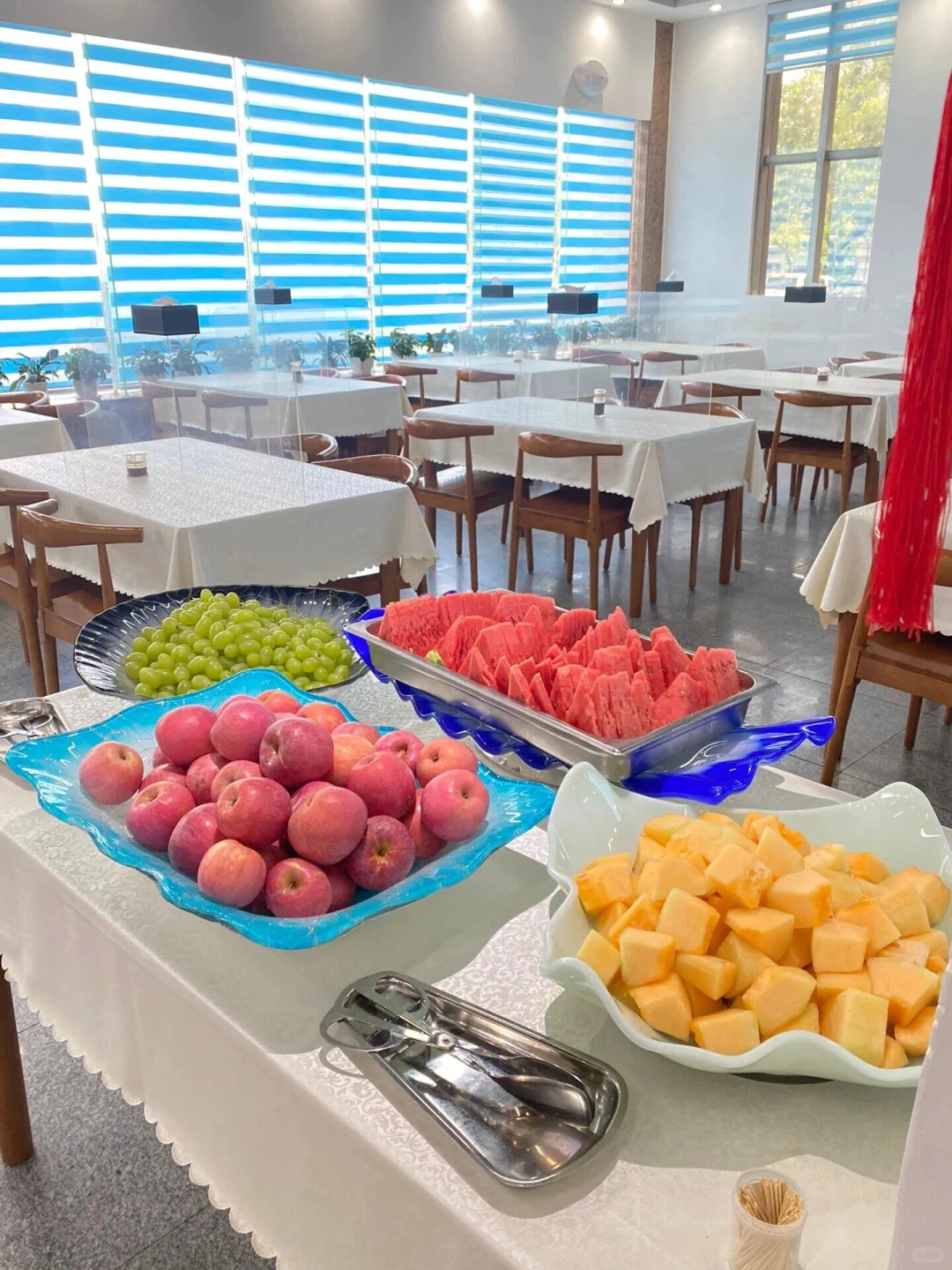 进厂打螺丝么咯！