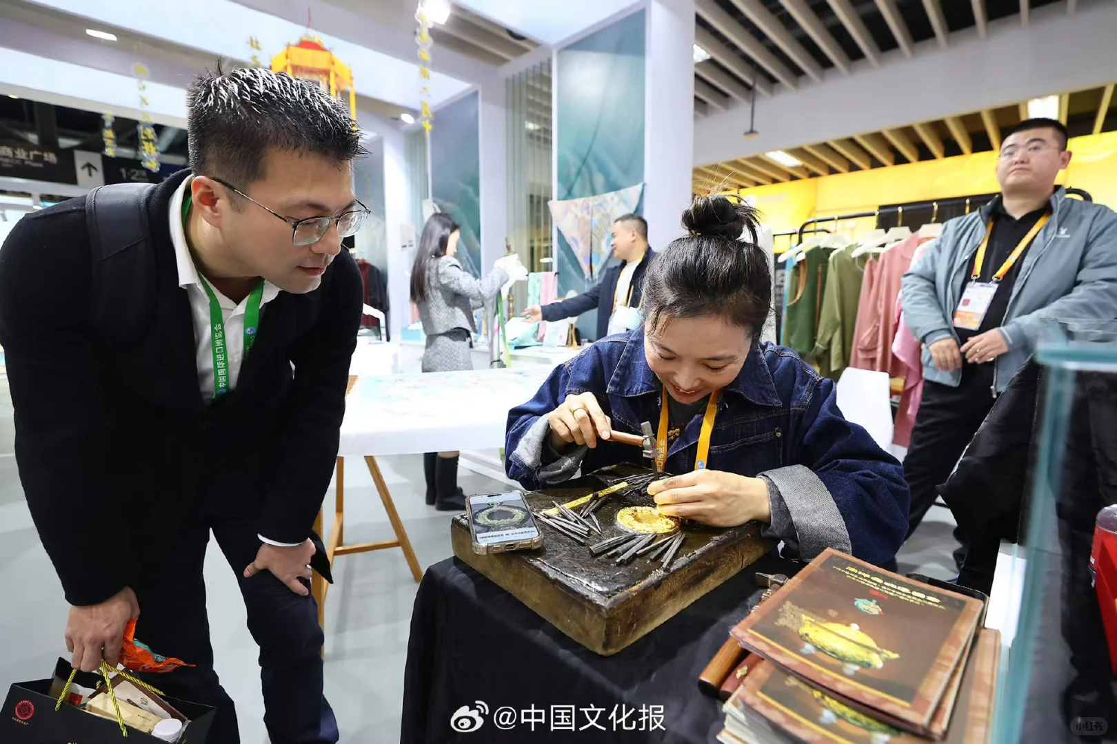 中国文化报带您逛“进博会”➡️