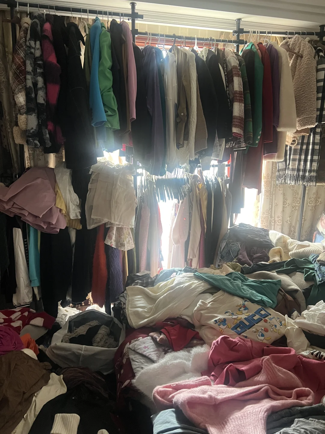 姐妹们!还有那么多衣服闲置