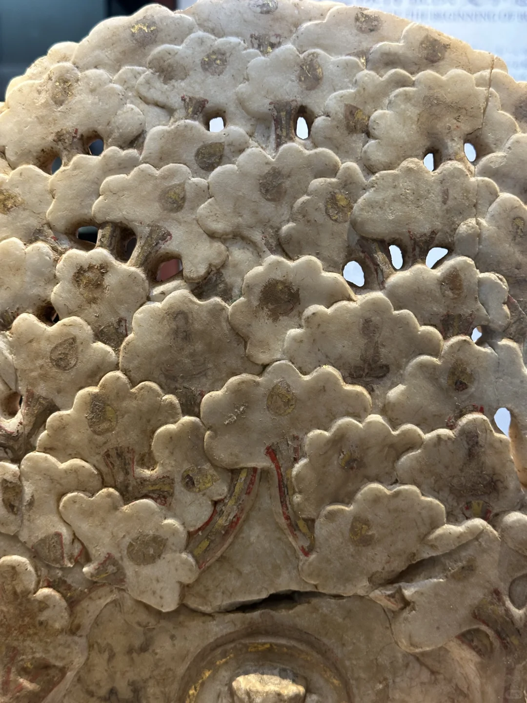 残缺的手臂 依旧可以温暖你的心房