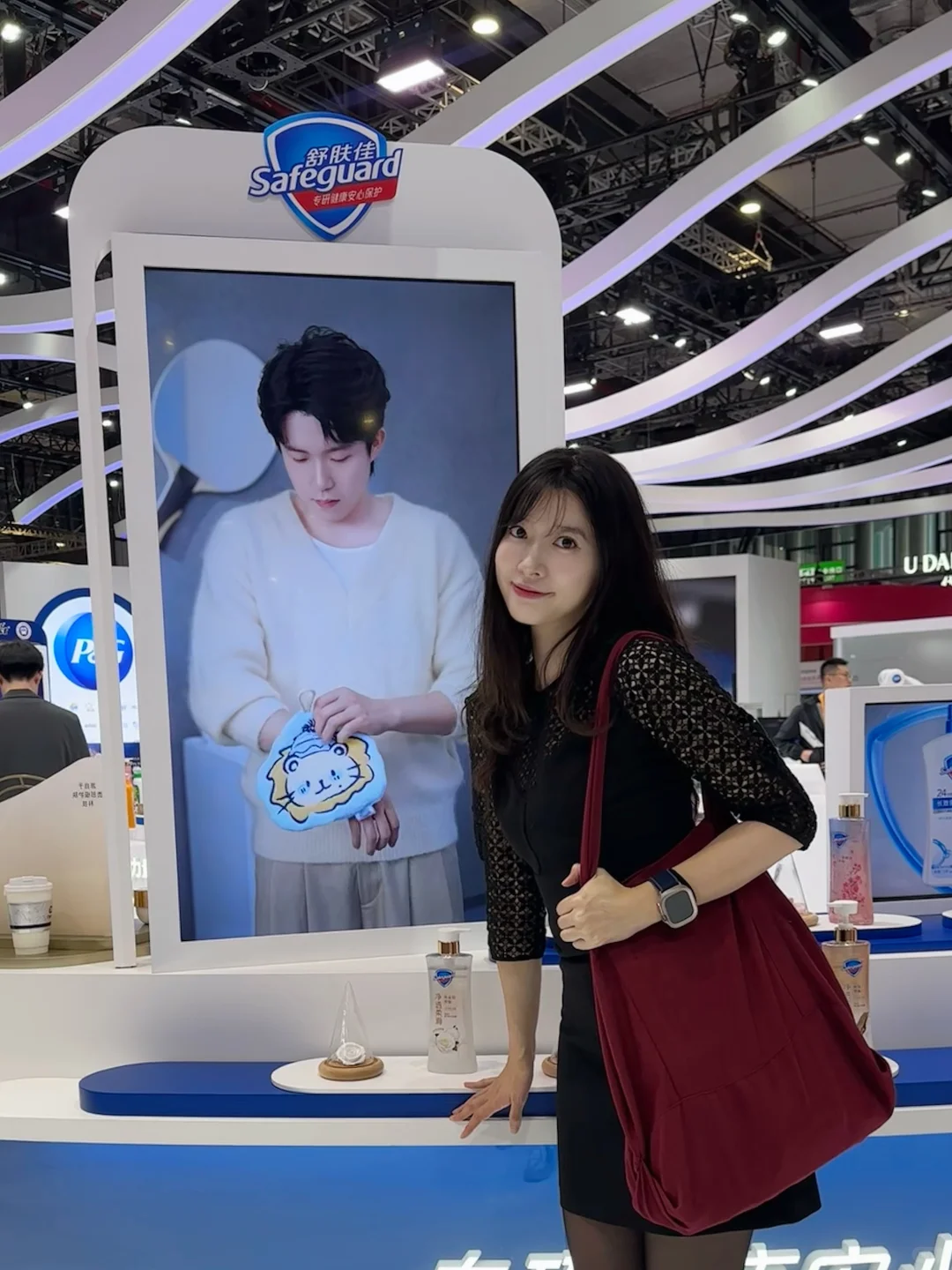 ?乒乓姐妹得知我去进博会 给我下了brief