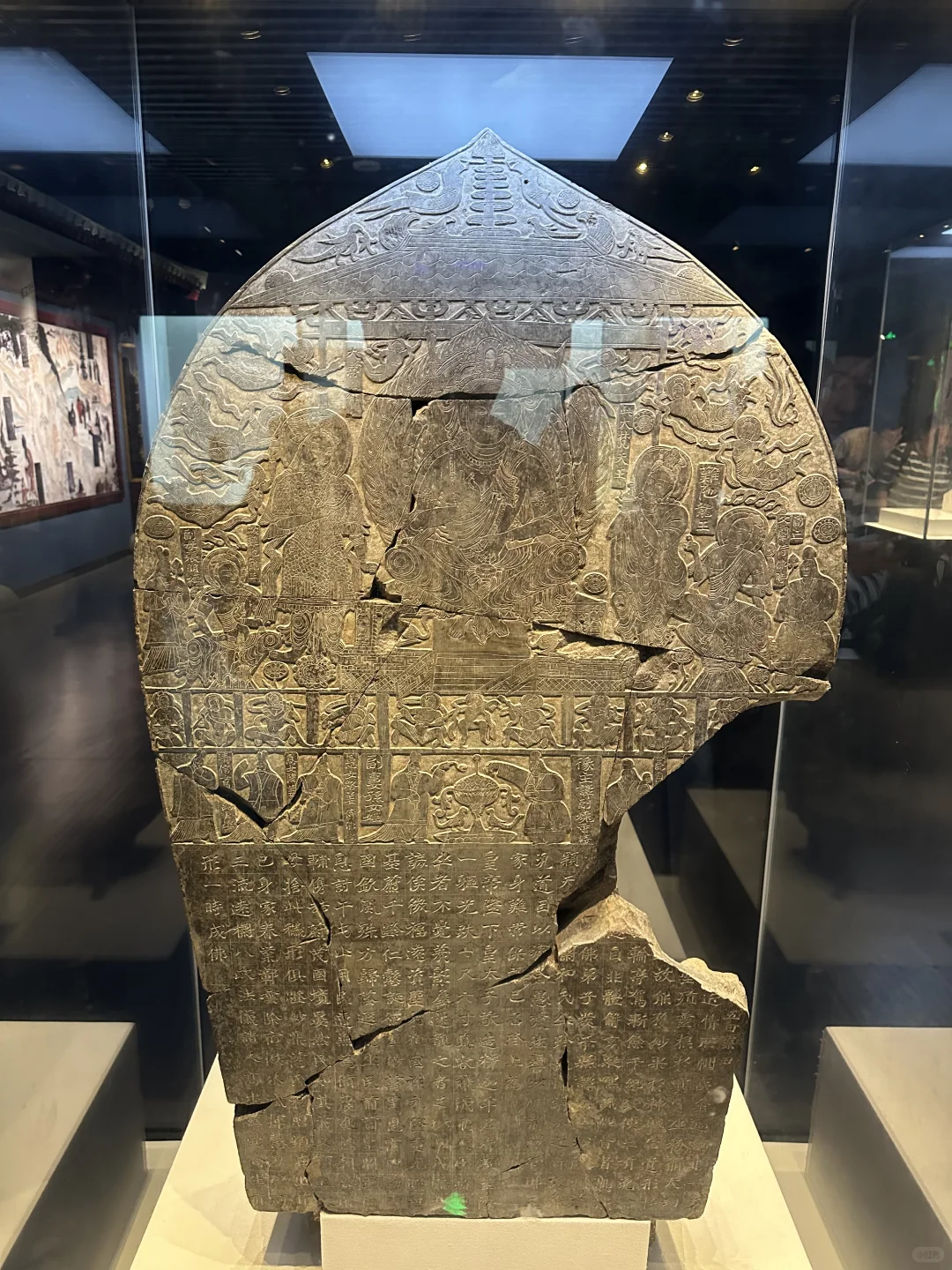 残缺的手臂 依旧可以温暖你的心房