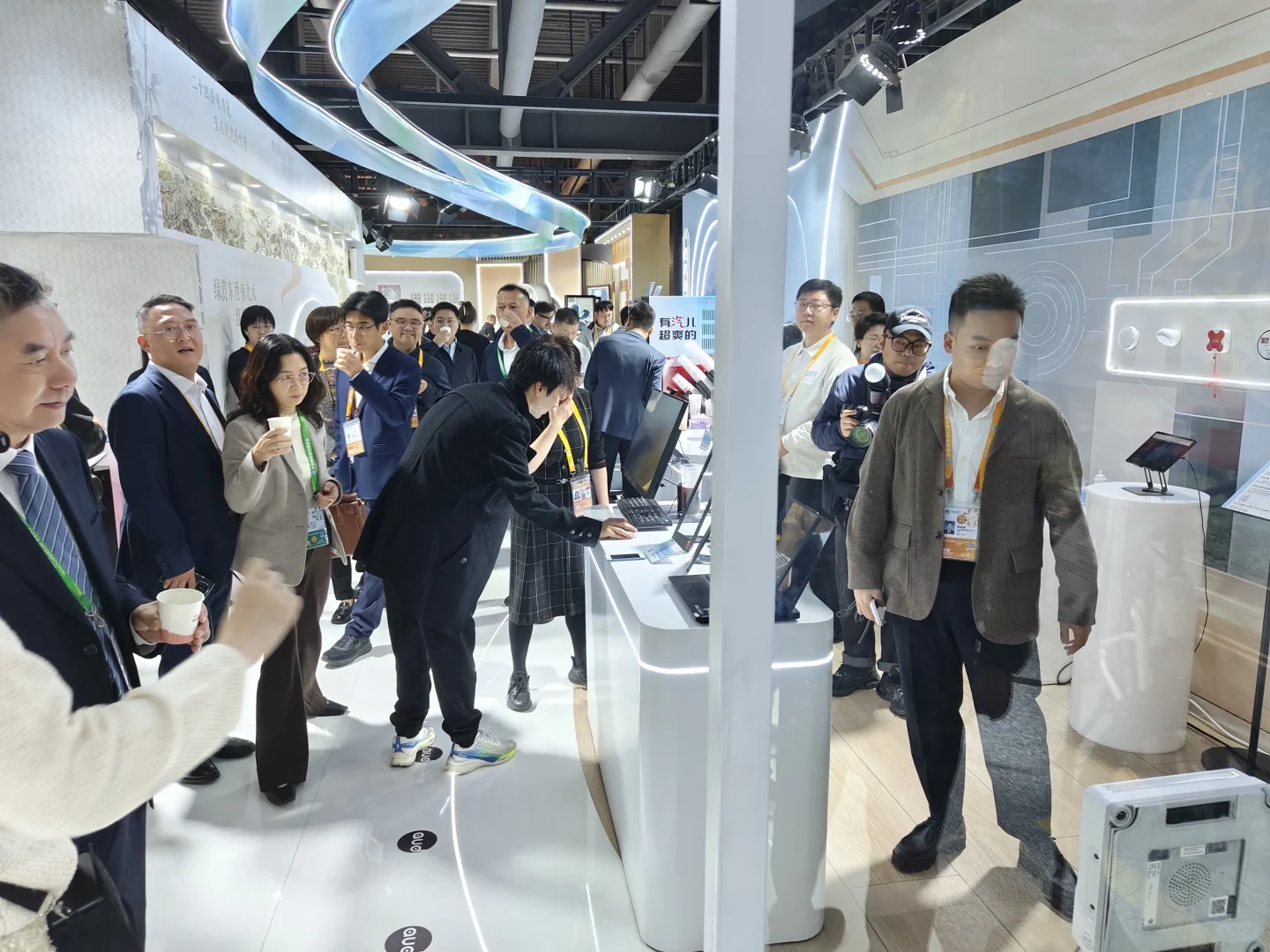 进博会隐藏C位！凭什么MOVA能独占江苏馆？