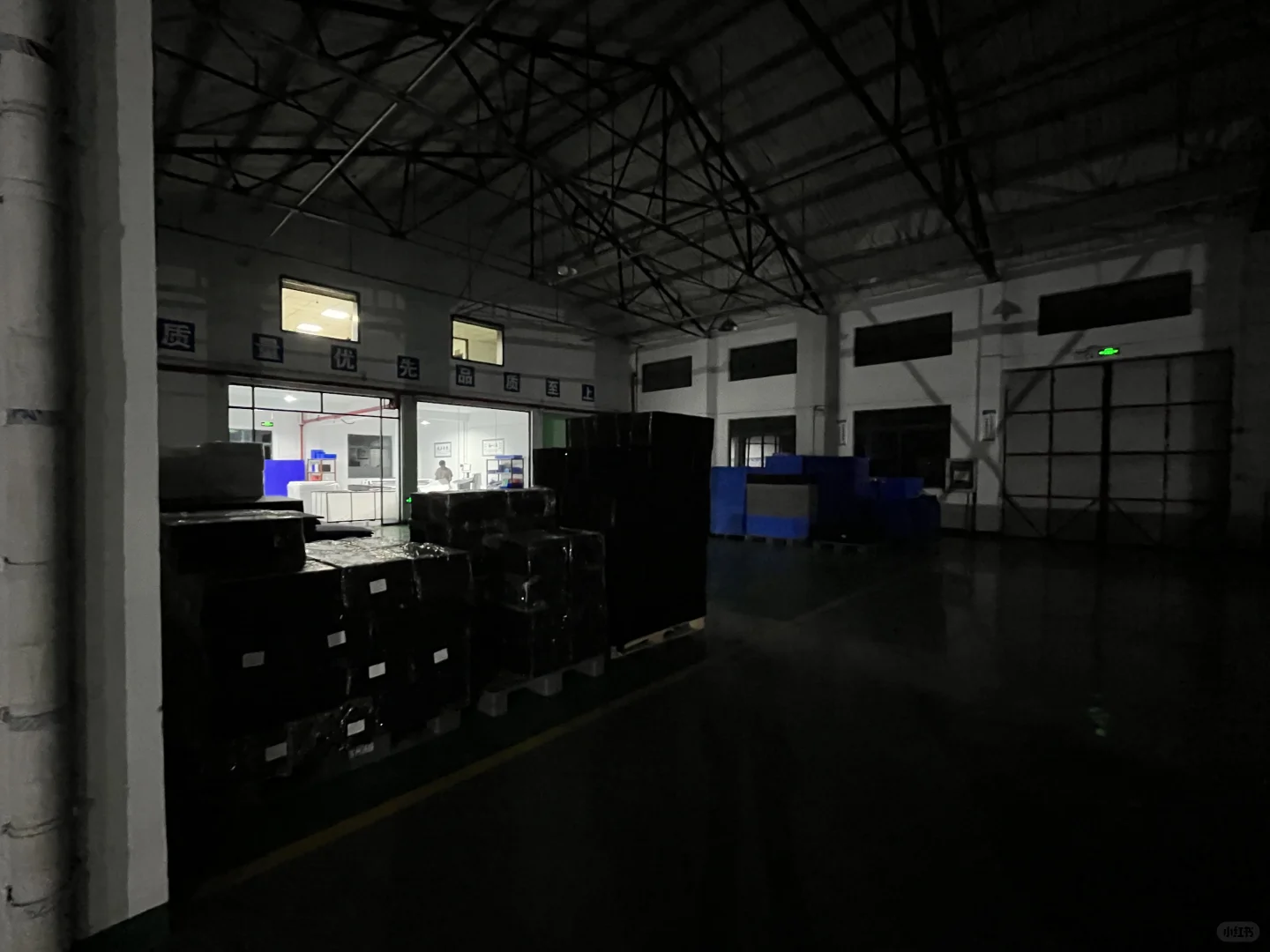 你见过凌晨一点的工厂吗