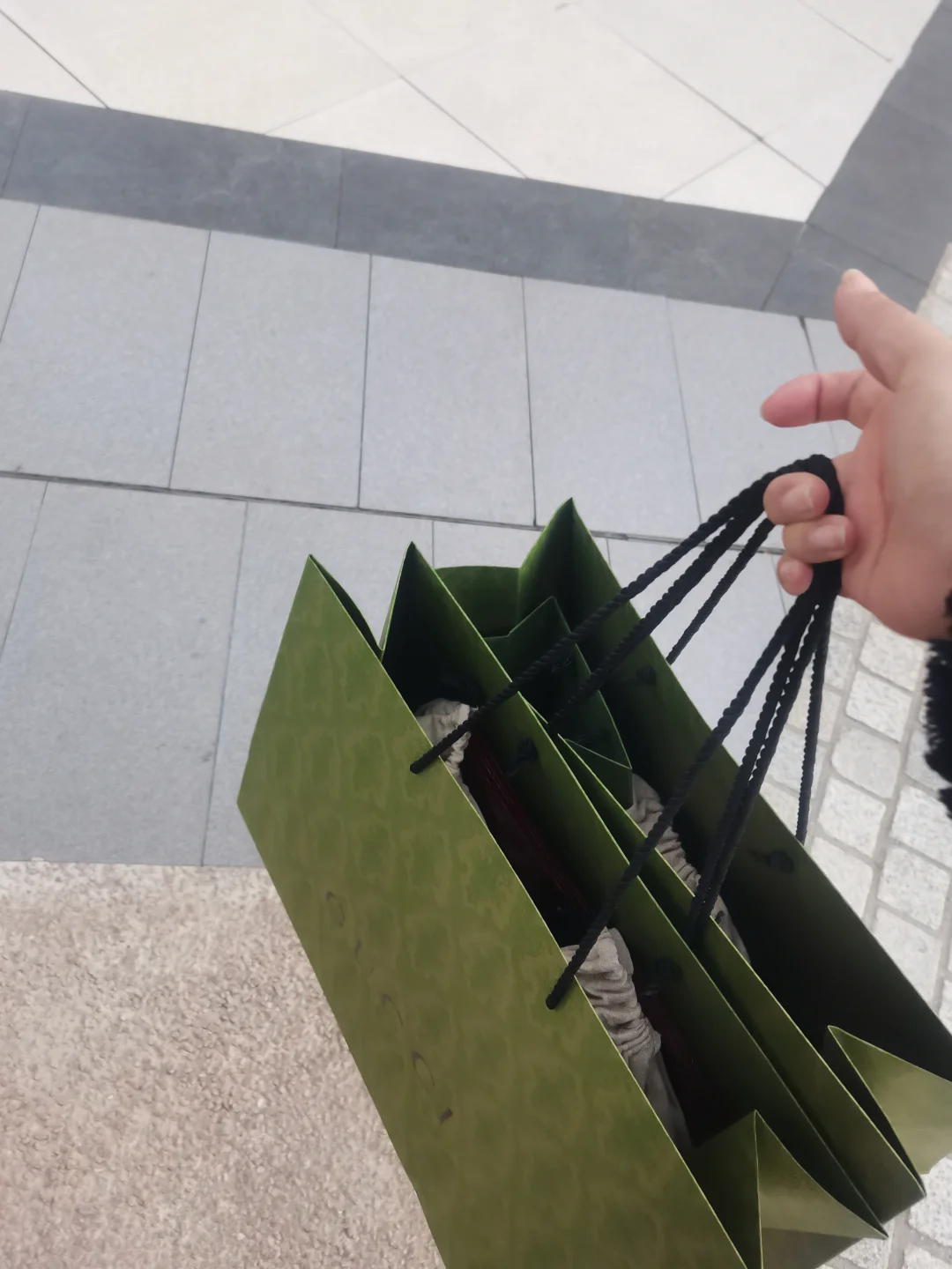 Gucci虐我千百遍