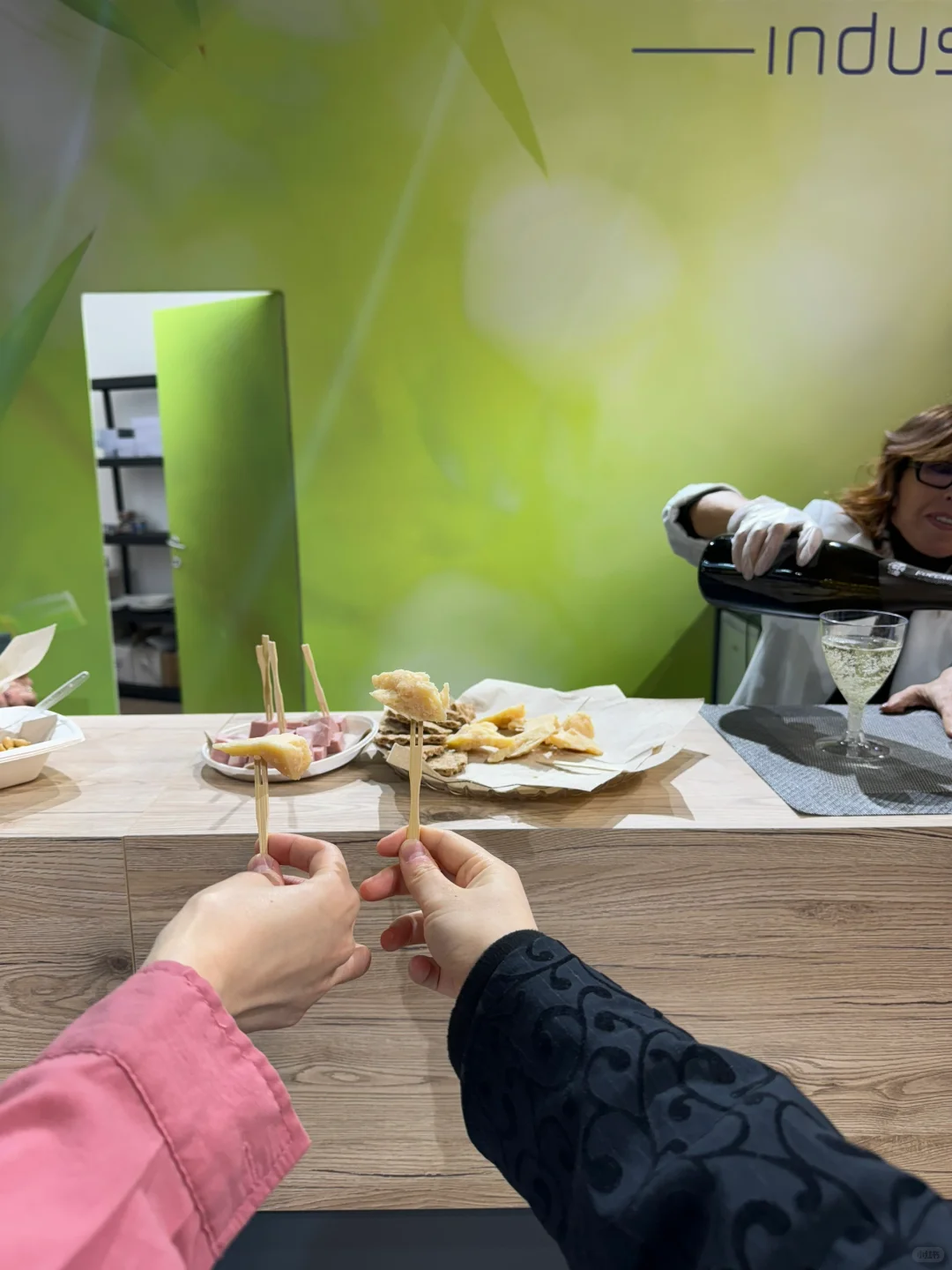 ??米兰MCE展会翻译