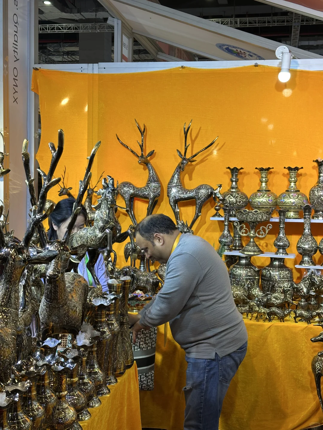 ?乒乓姐妹得知我去进博会 给我下了brief