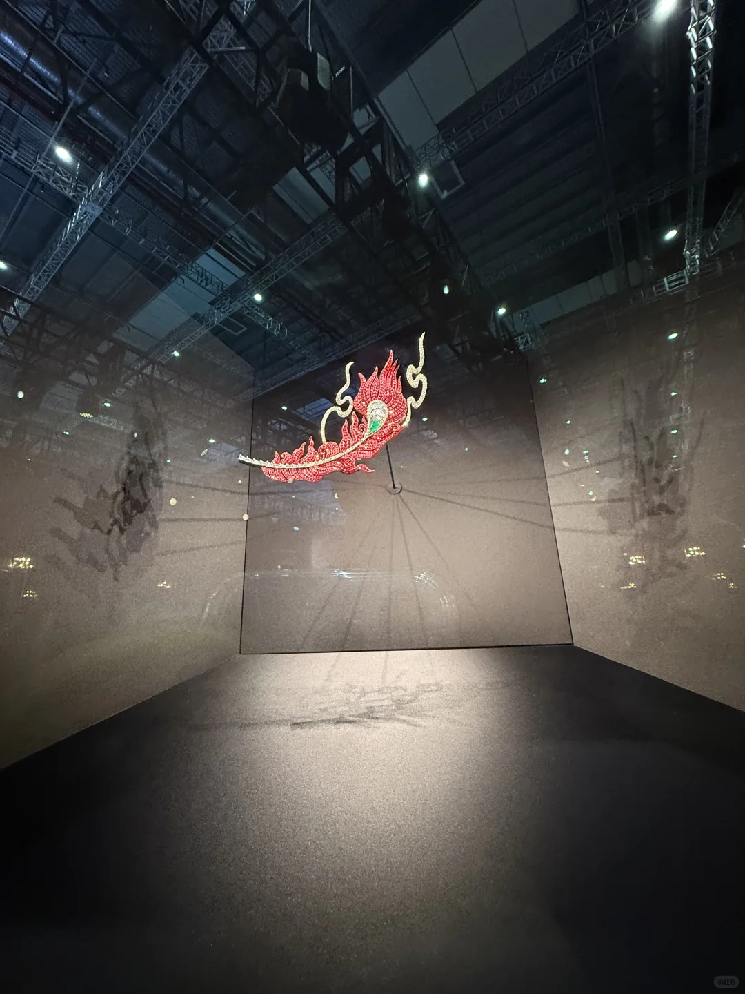 进博会最贵一条祖母绿如果加我的戒指就完美