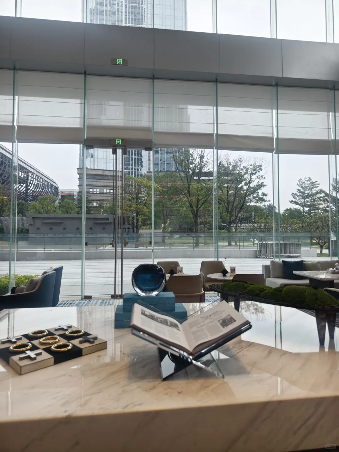 琶洲这家酒店把闺蜜周末过成了艺术大片?