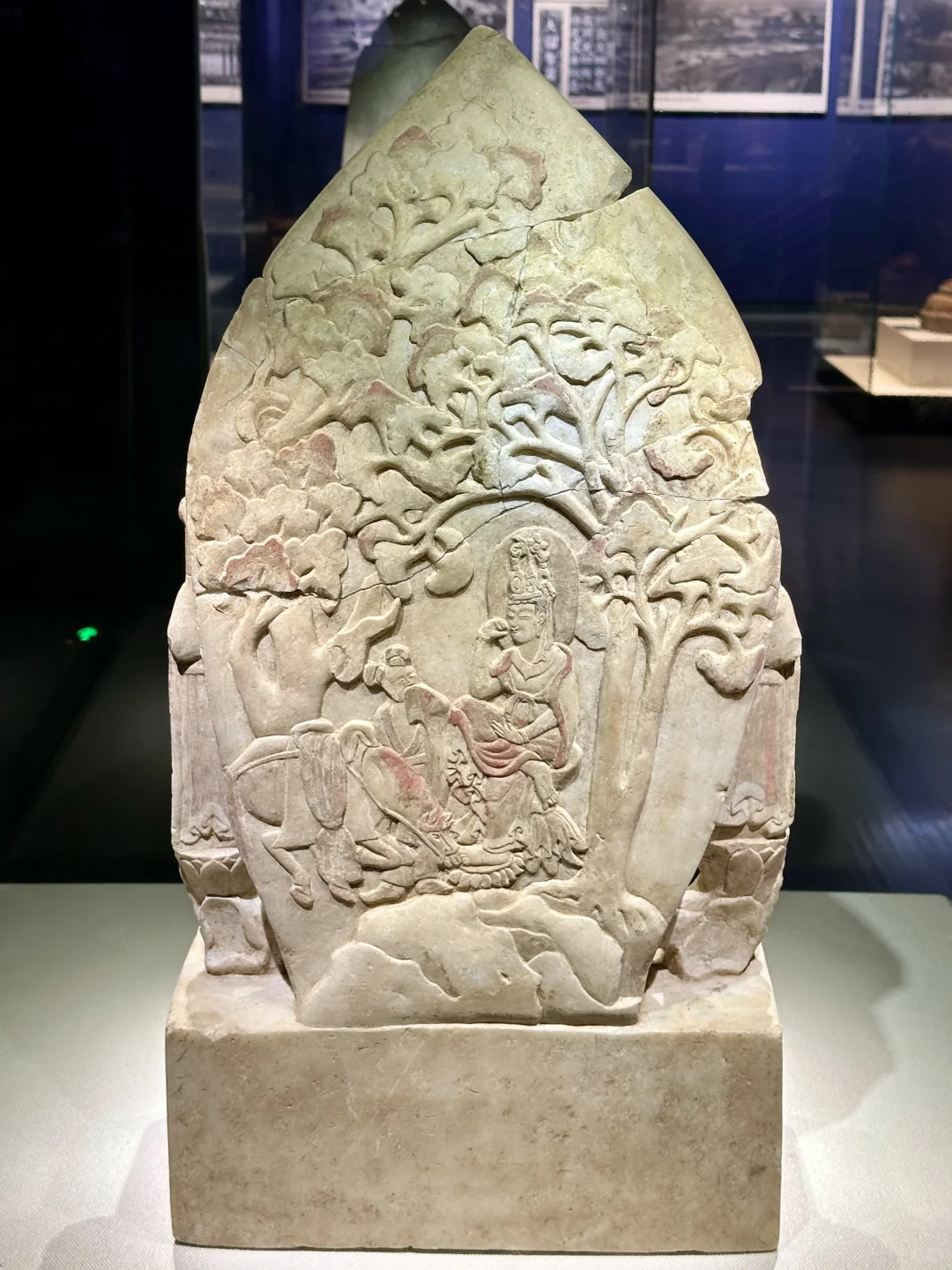 残缺的手臂 依旧可以温暖你的心房