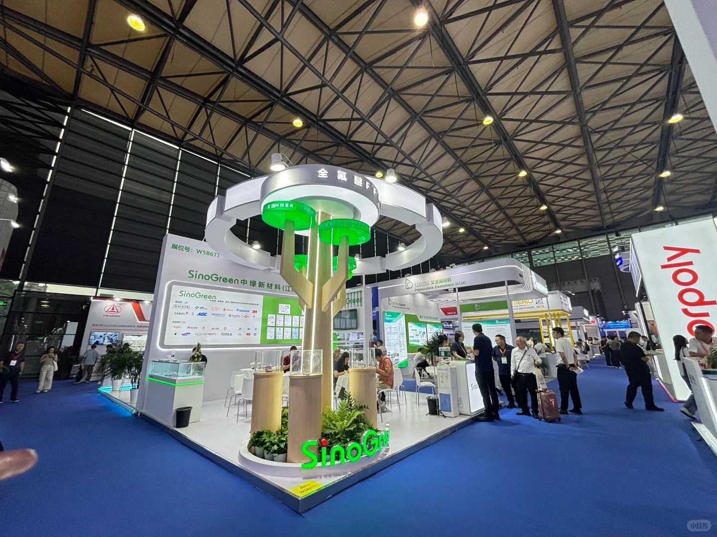 展会隐藏 C 位！支撑柱集合也太会玩了吧✨