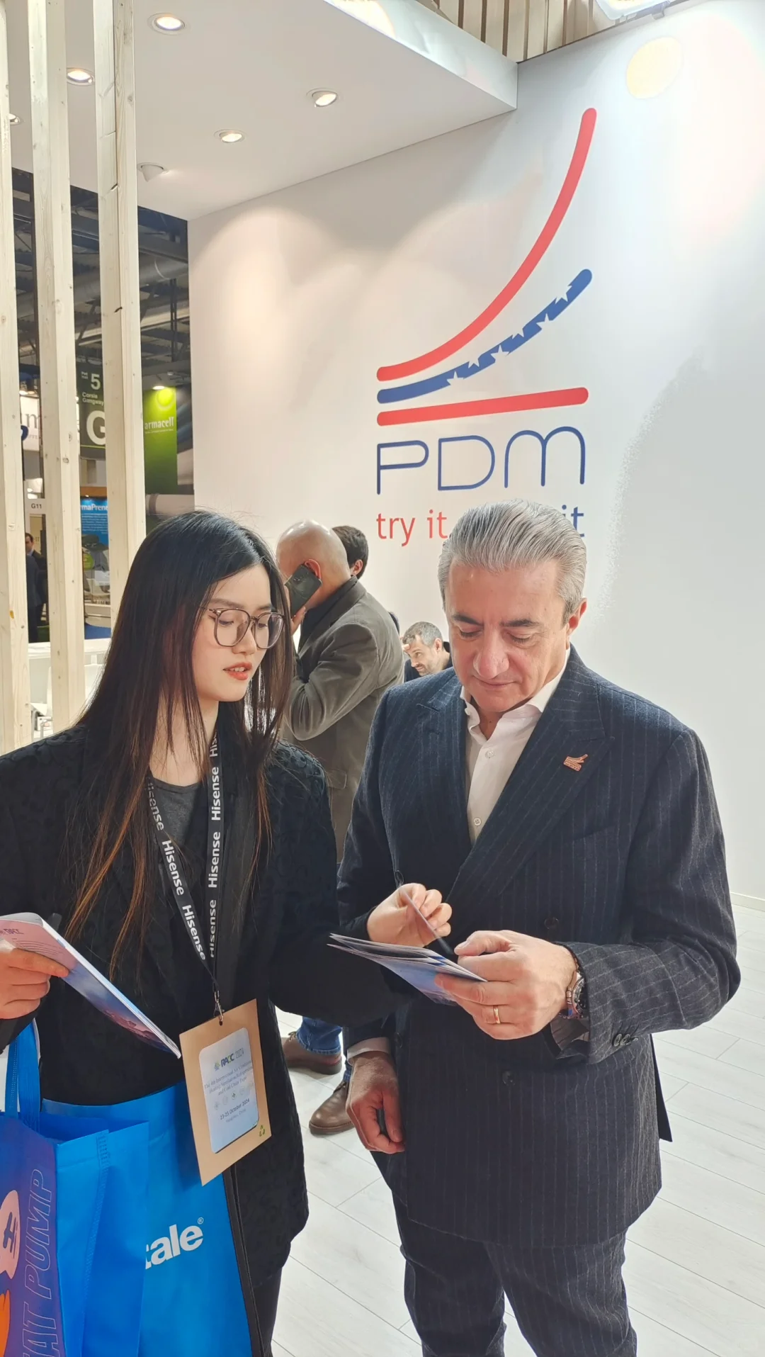 ??米兰MCE展会翻译