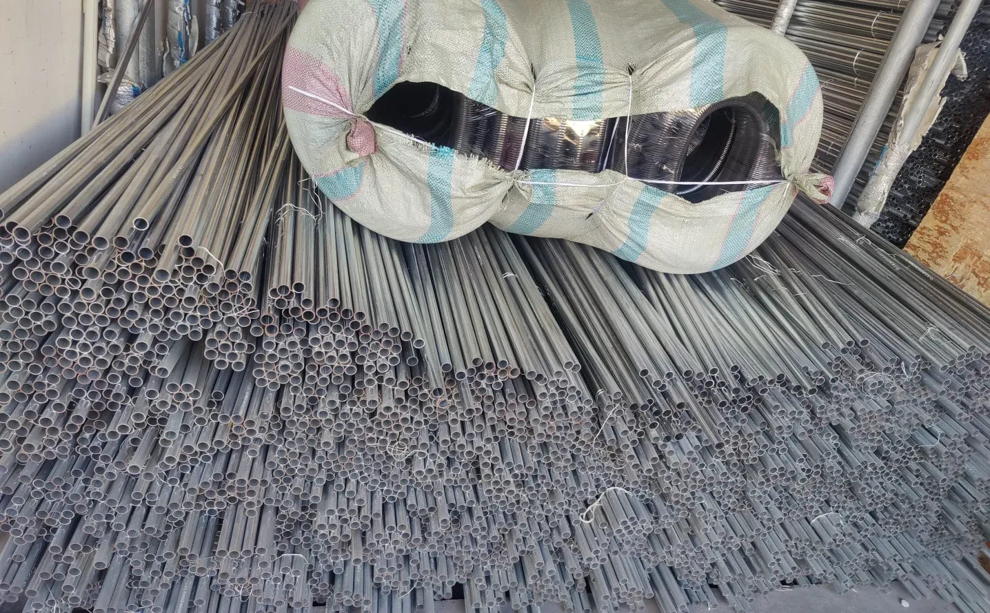 各类建材管道，接单中！??