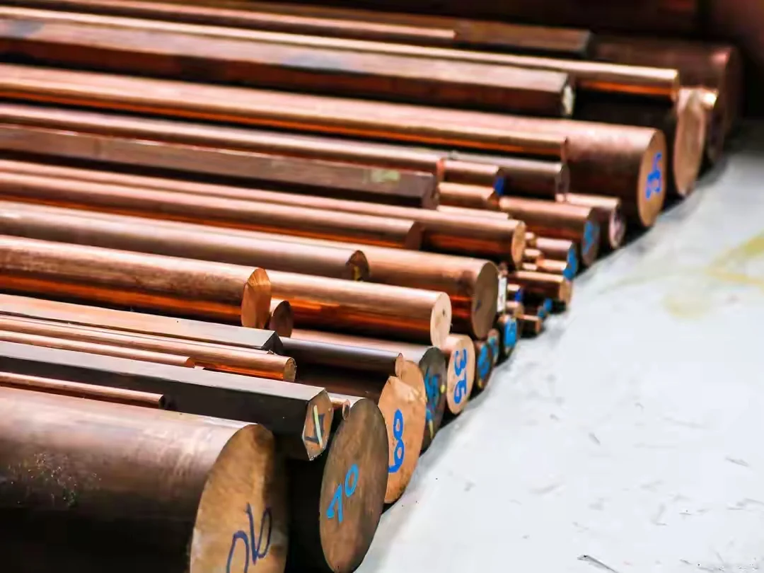 全球铜价大乱斗！美国疯狂囤货，中国制造怎