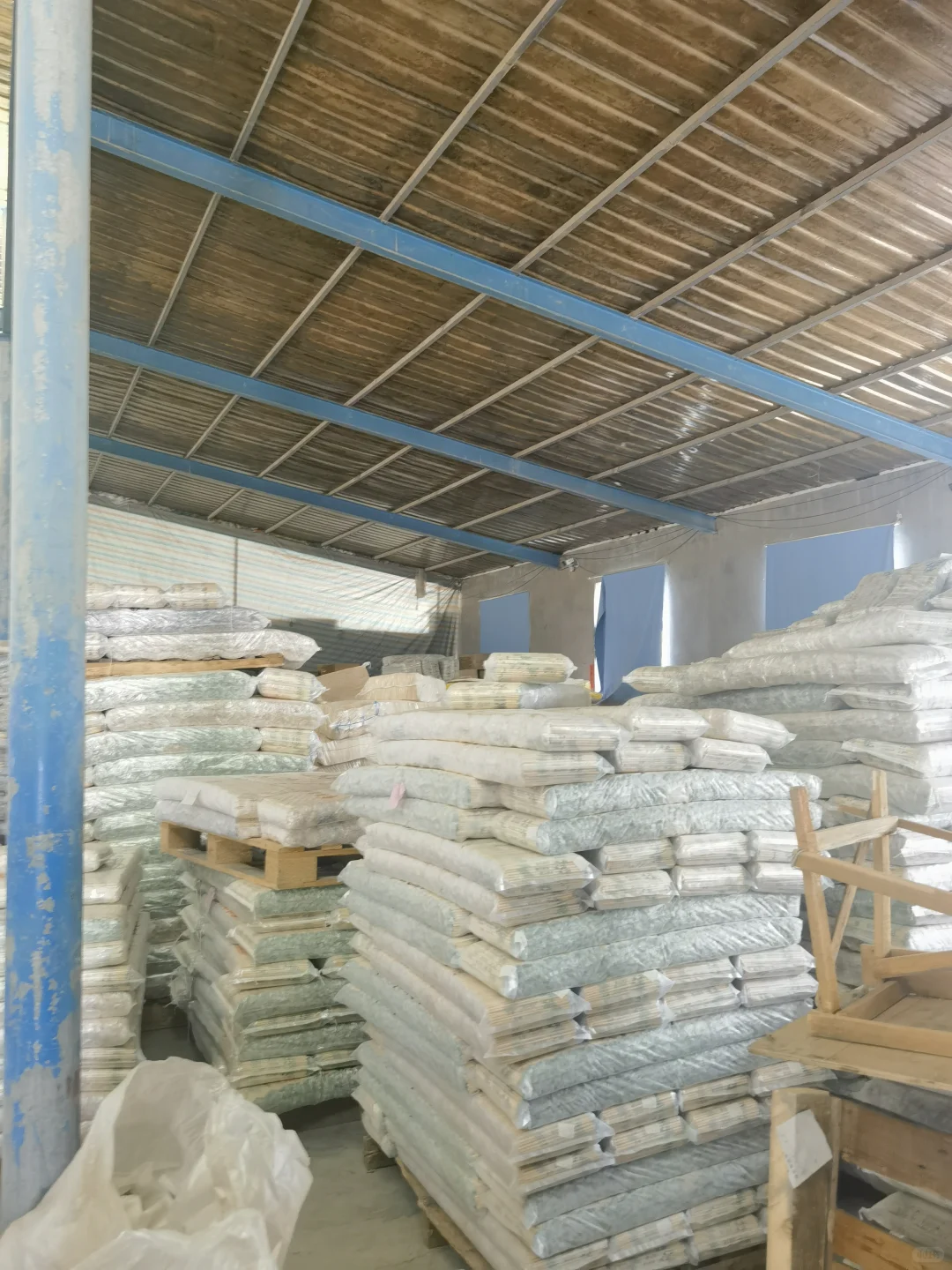 石家庄有需要塑料袋跟筷子的老板联系！