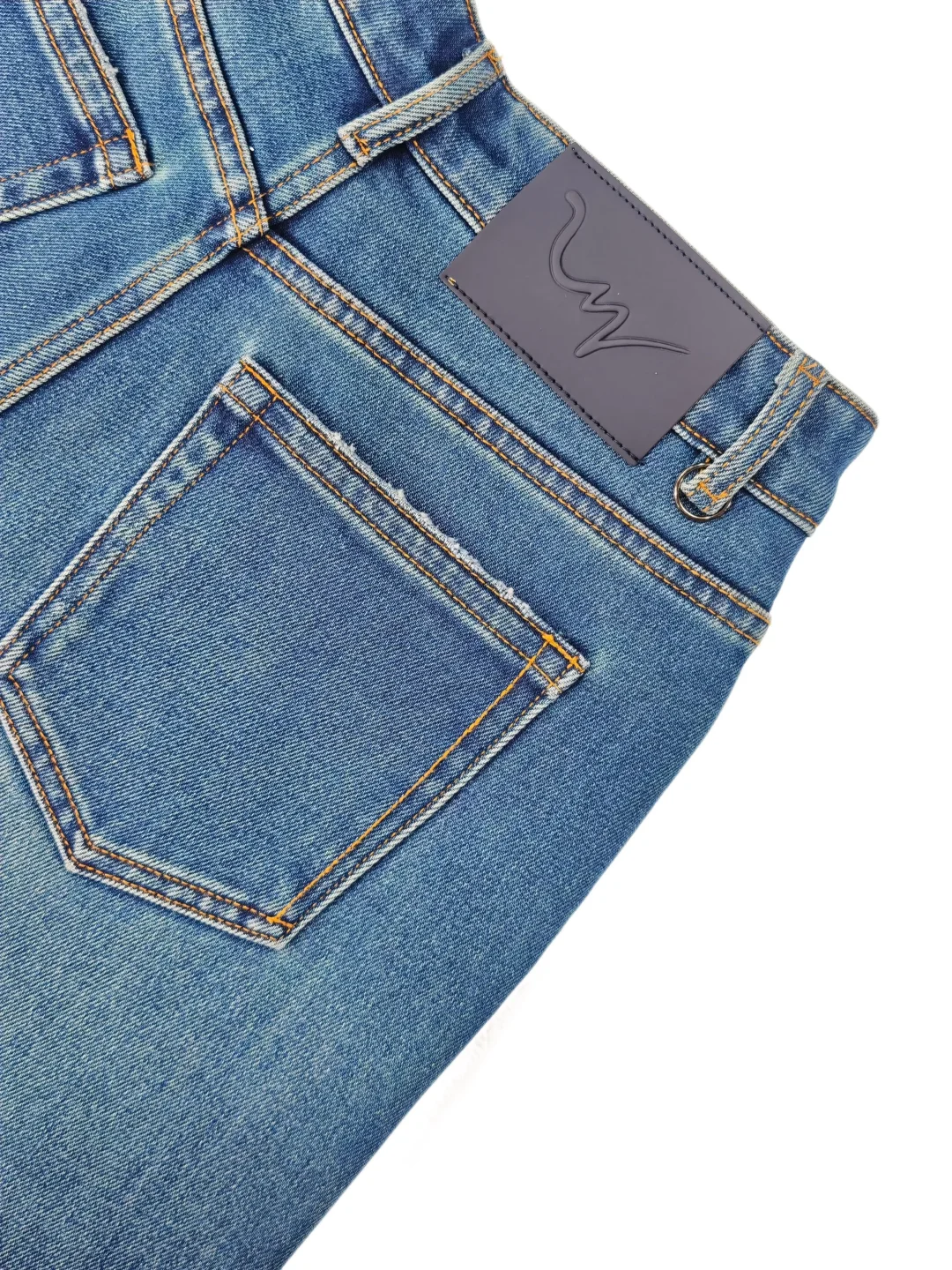 做牛仔生意，选对工厂能节省不少精力！