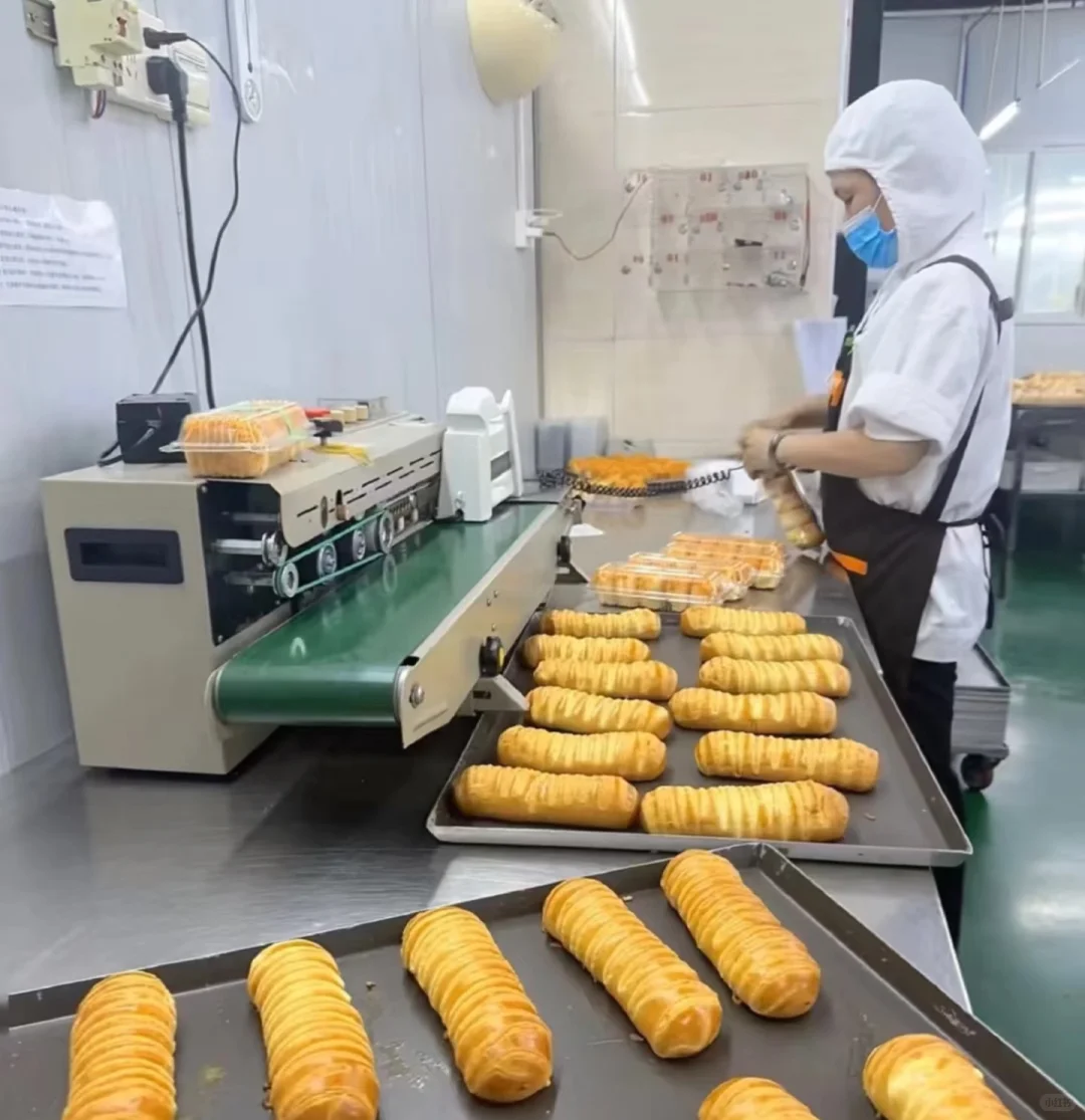 实现面包自由啦 有小姐们一起在这上班吗?