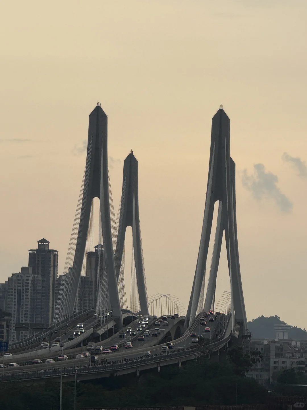 服装设计师的工作日常