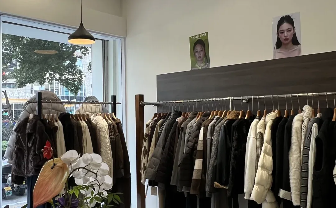 女装实体店开奔溃了 你们怎么样了？