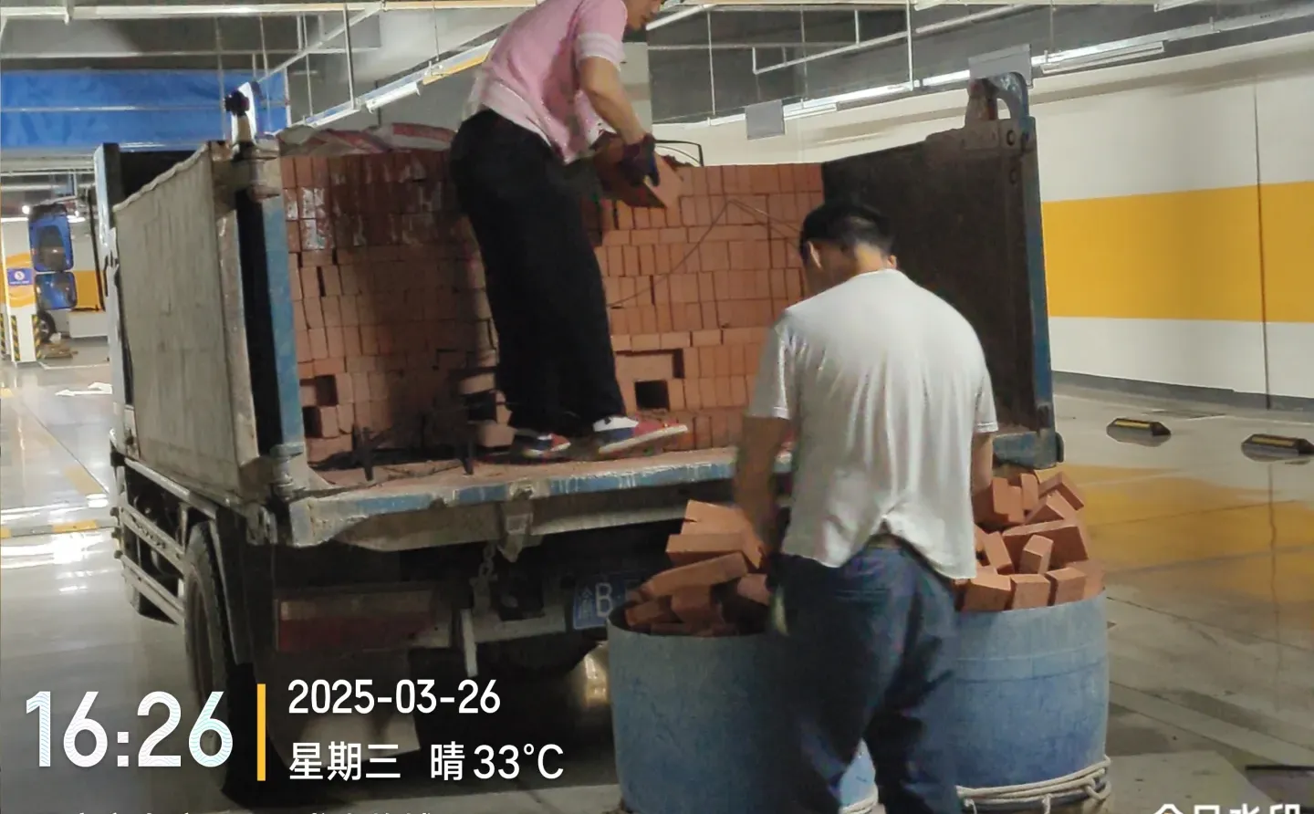 出售水泥河沙材料，价格优惠。