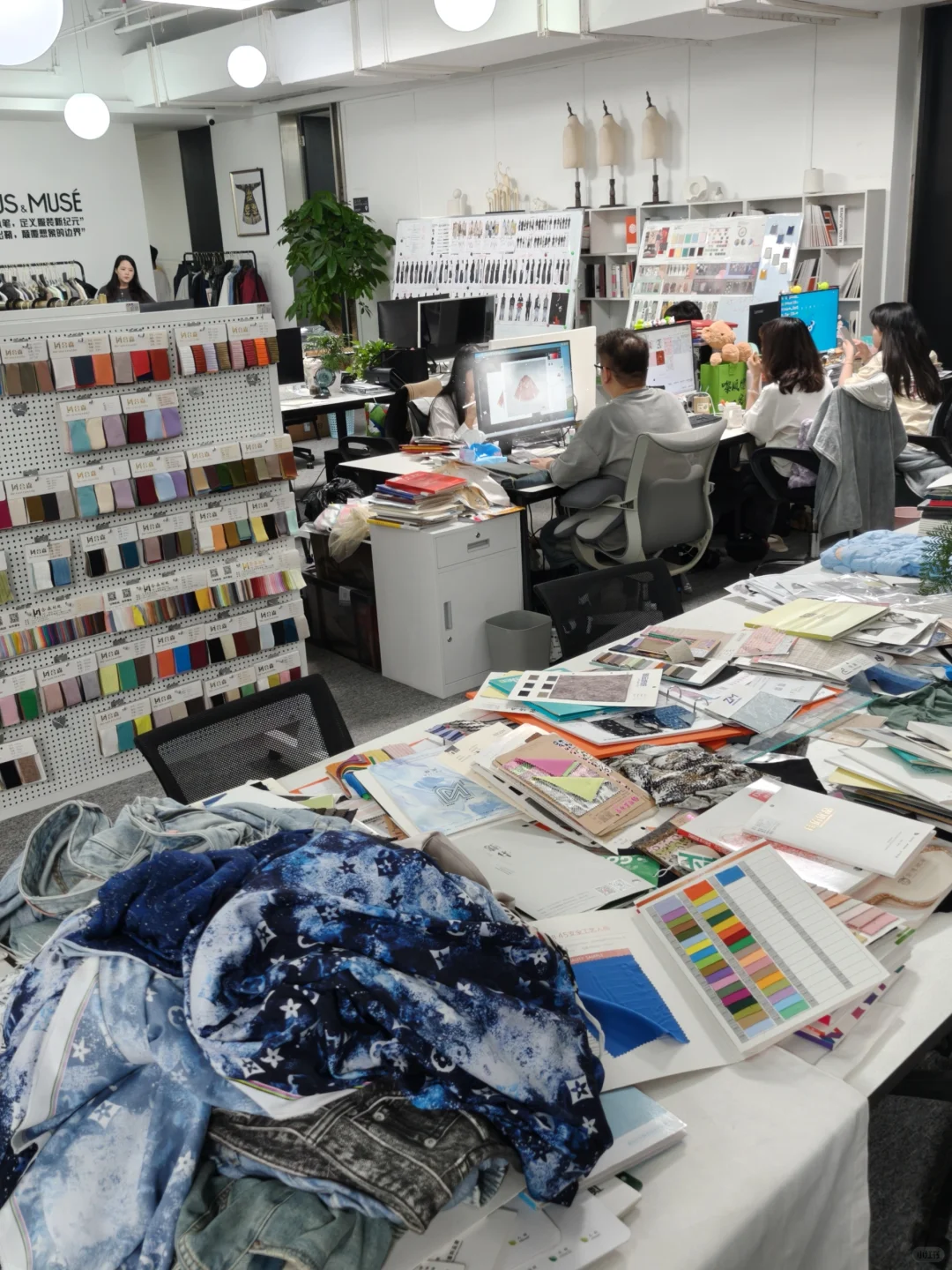 自荐信?我们就是你在找的服装设计团队