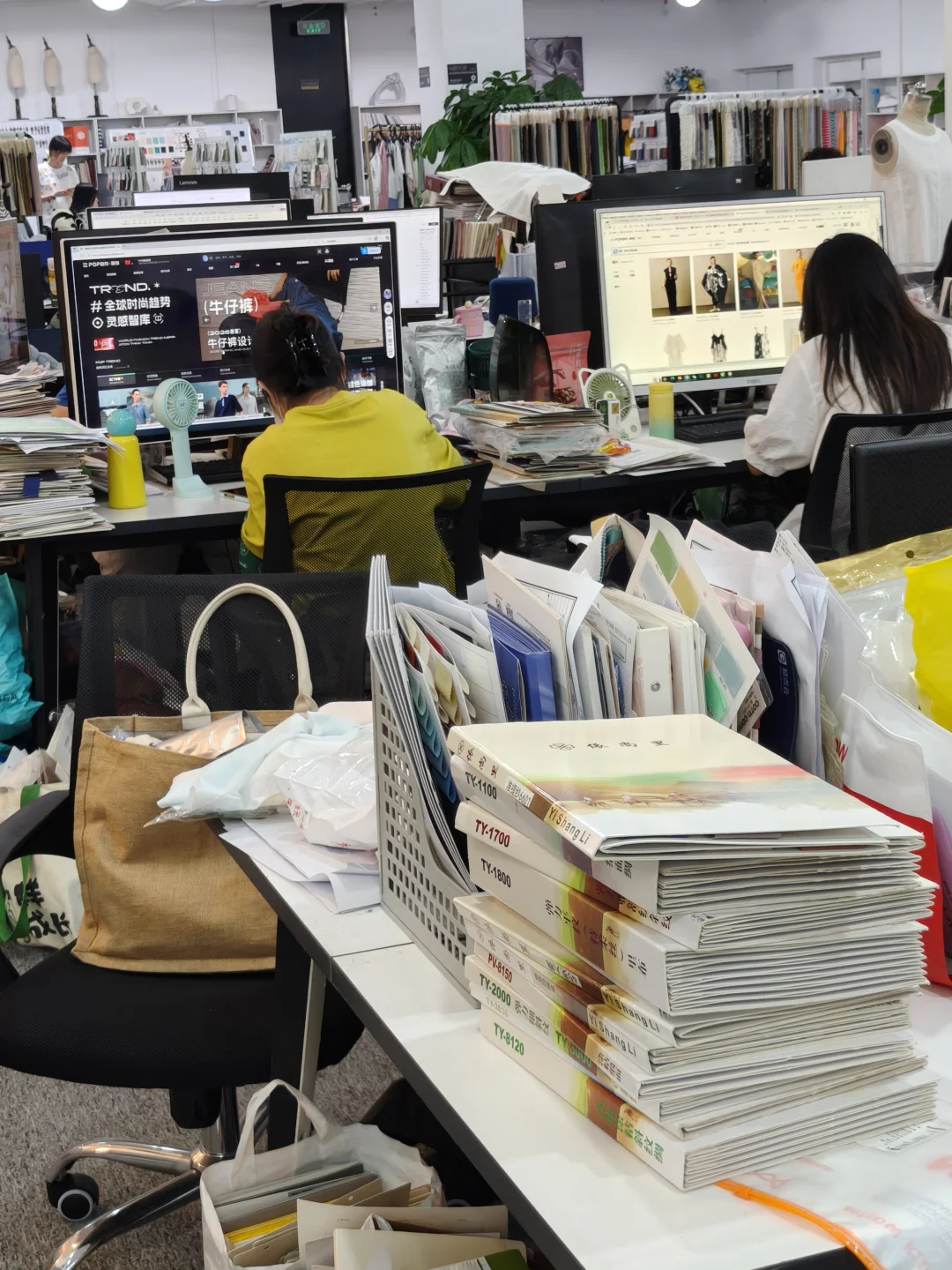 自荐信?我们就是你在找的服装设计团队