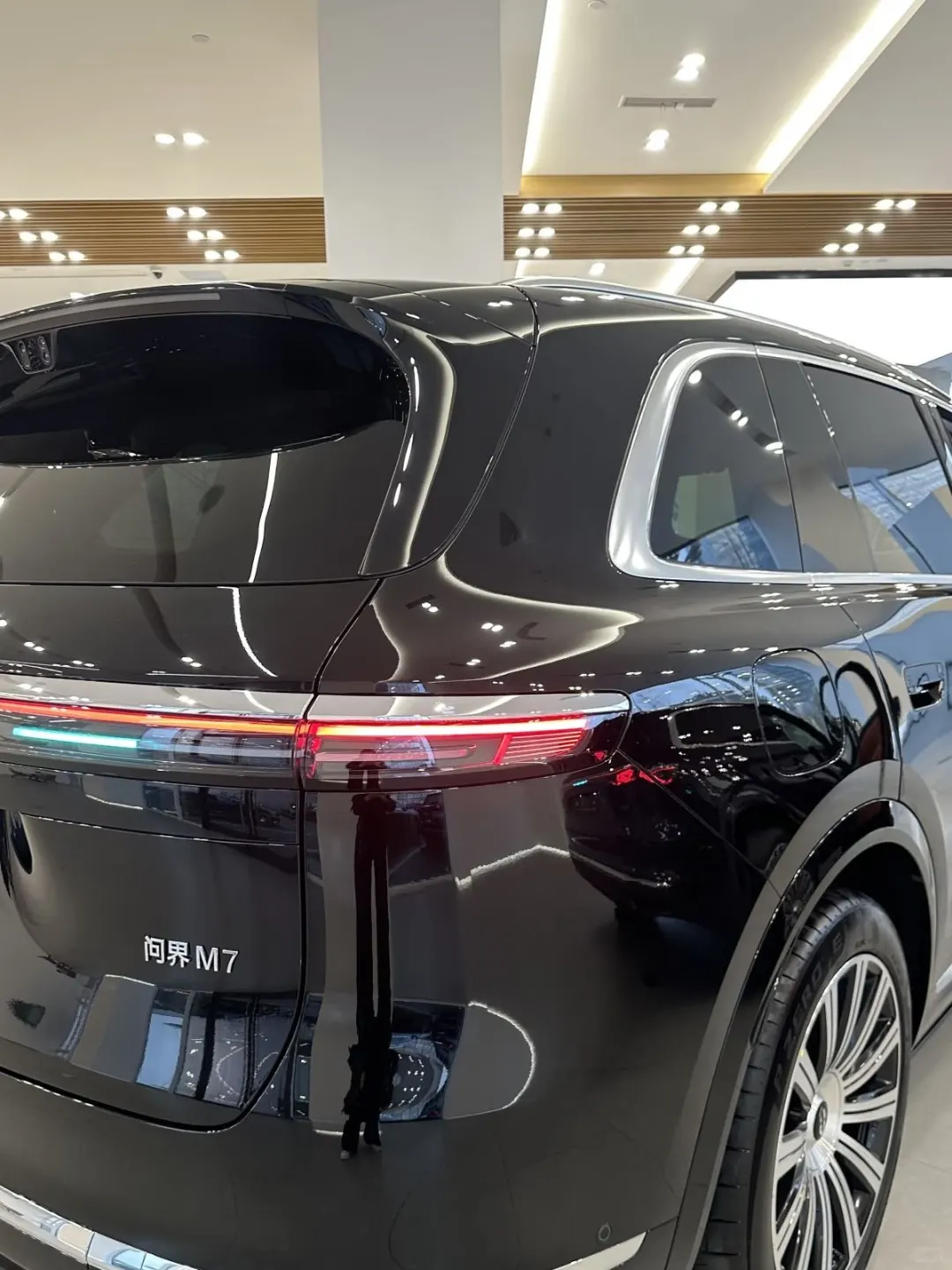 终于开上人气销冠问界m7啦?