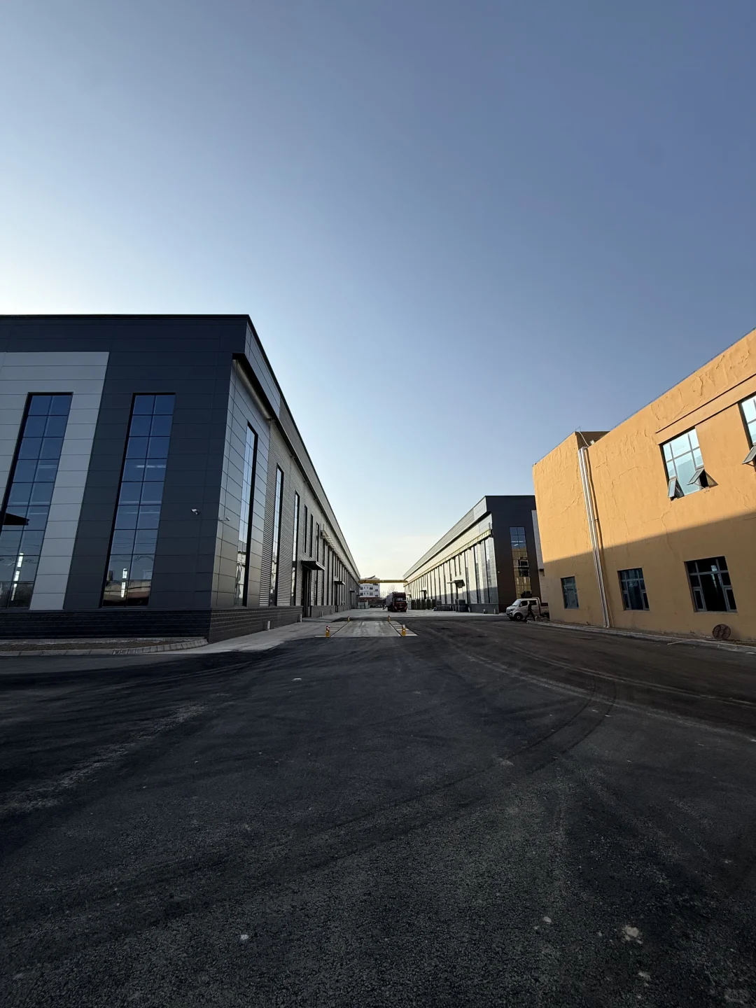 在兰州做钢结构，做到20000平的工厂。