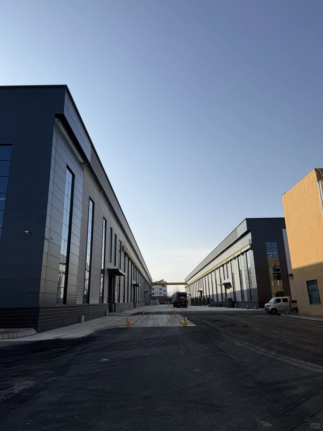 在兰州做钢结构，做到20000平的工厂。