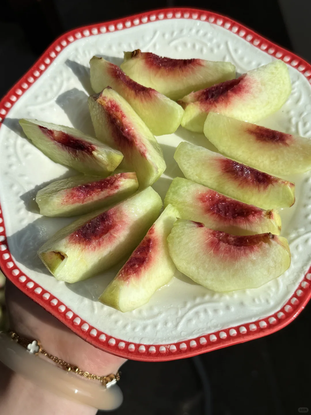 7r一箱！7r一箱！7r一箱！脆甜冬桃?！