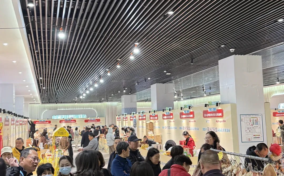 打听到了!衢州人民都在排队……