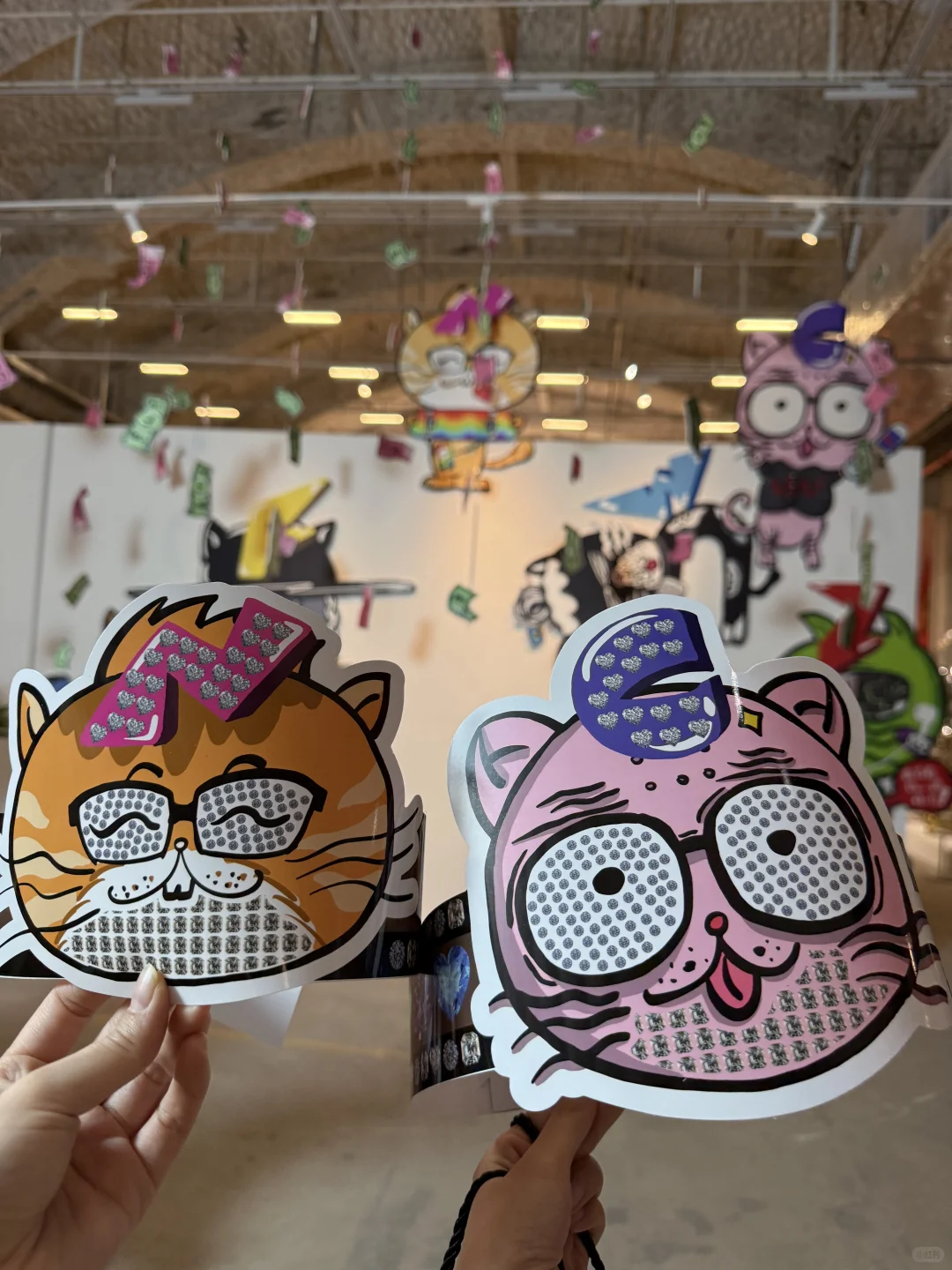 石家庄工业风场馆惊现《七只不抓老鼠的猫》?