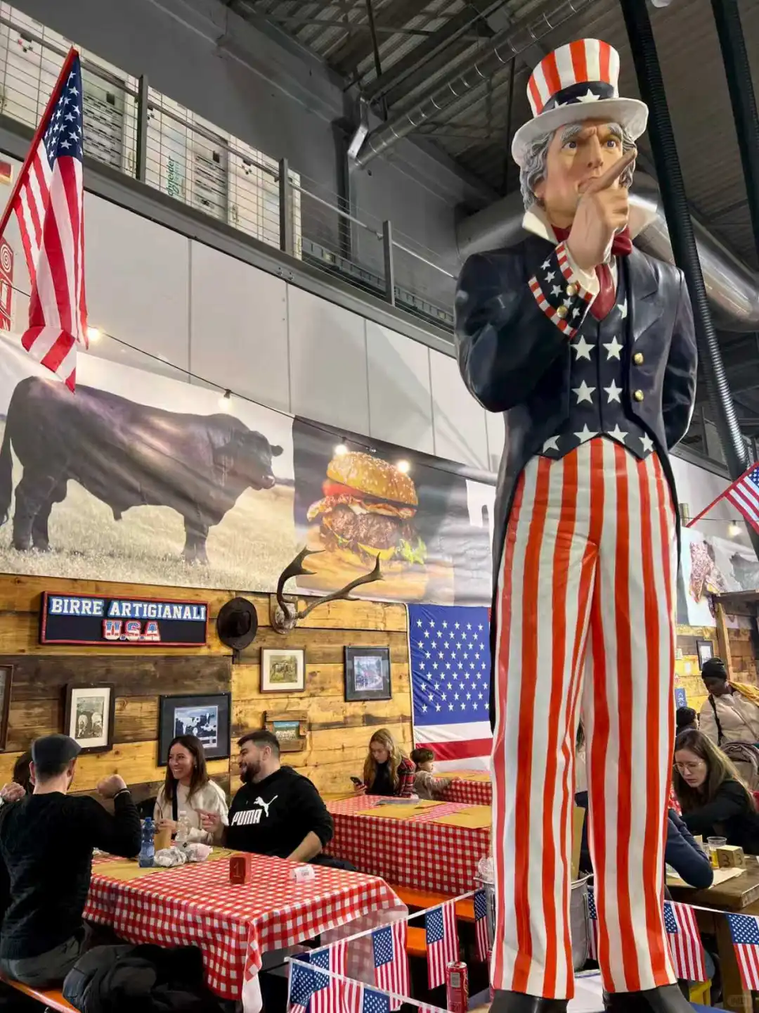 暴走6小时腿已断!米兰圣诞?大集实况!