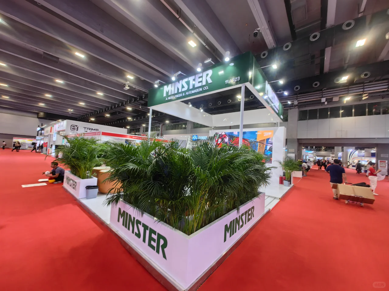 制罐工业展·绿意盎然的白净空间